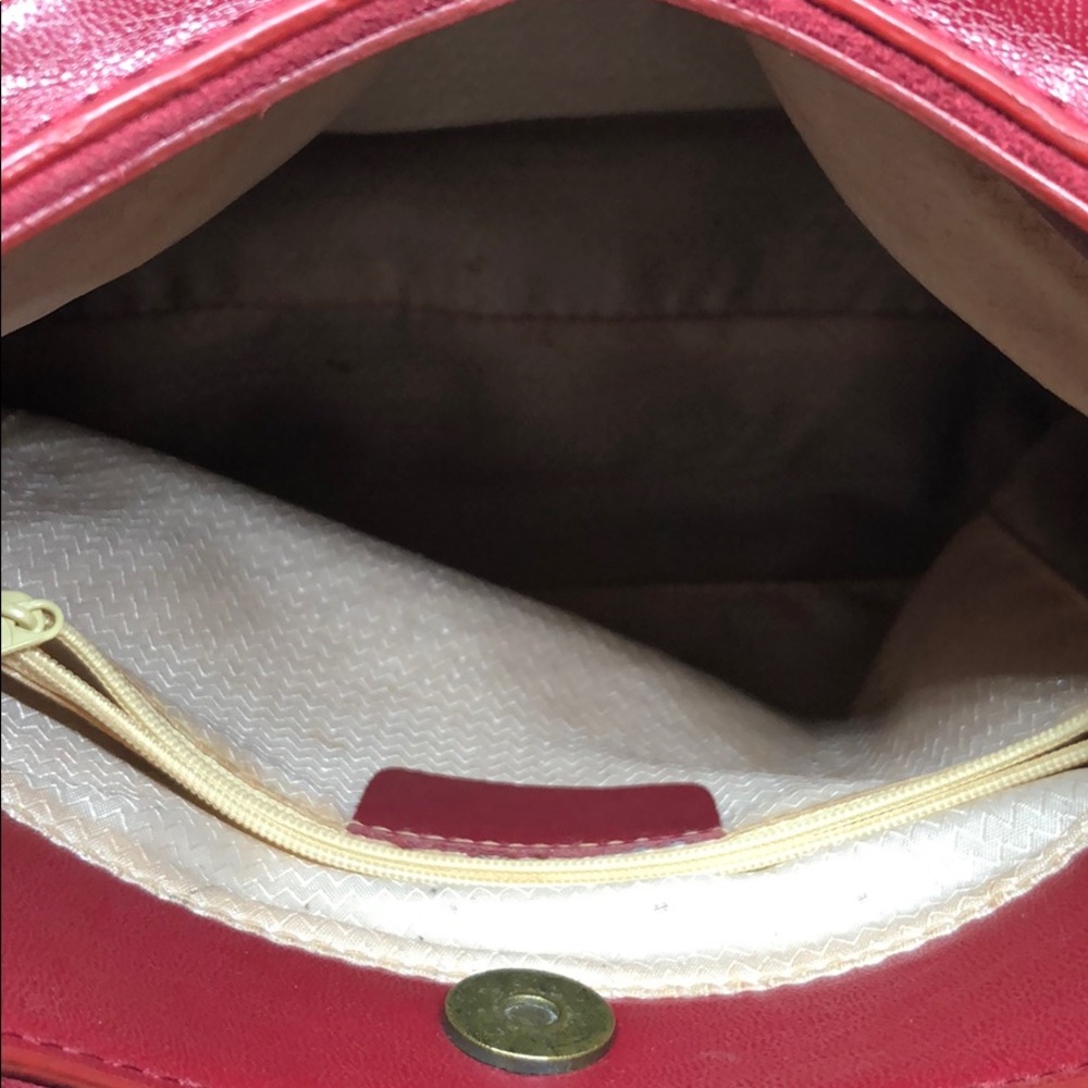 Woman’s Hand Bag - Picture 3 of 5